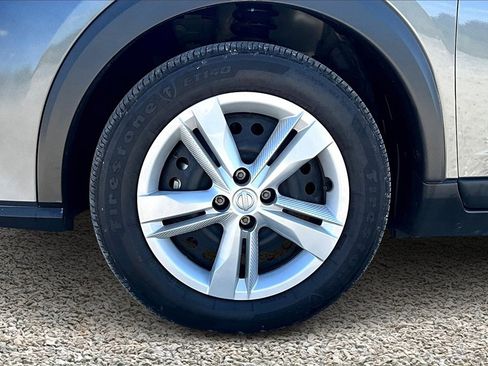 Used 2024 Nissan Kicks S image 8