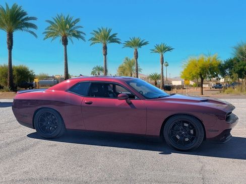 Used 2020 Dodge Challenger SXT w/ Plus Package image 6