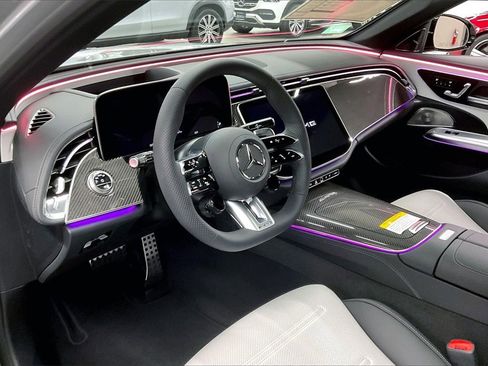 New 2026 Mercedes-Benz E 53 AMG e 4MATIC Sedan image 6