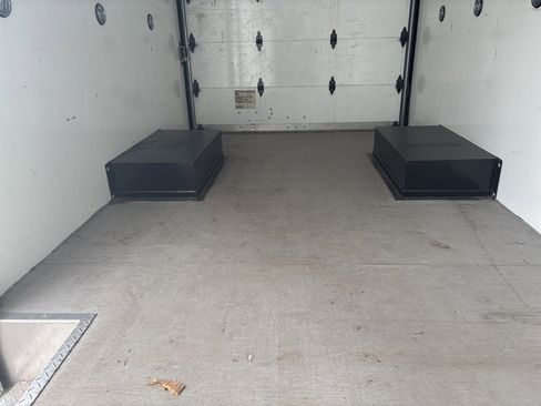 Used 2022 Ford Transit 350 DRW image 25