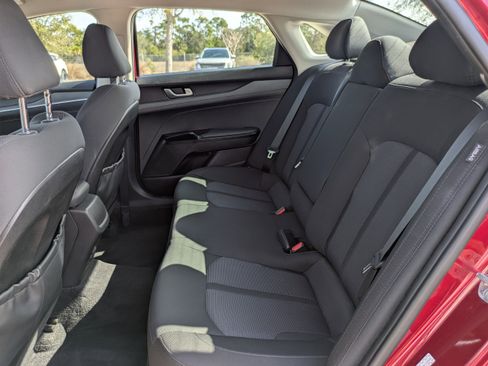 Used 2022 Kia K5 LXS image 14