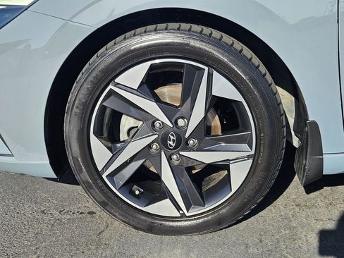 Used 2023 Hyundai Elantra SEL w/ Convenience Package FWD image 31