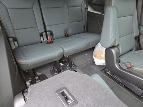 New 2026 GMC Yukon AT4 w/ AT4 Premium Plus Package image 29