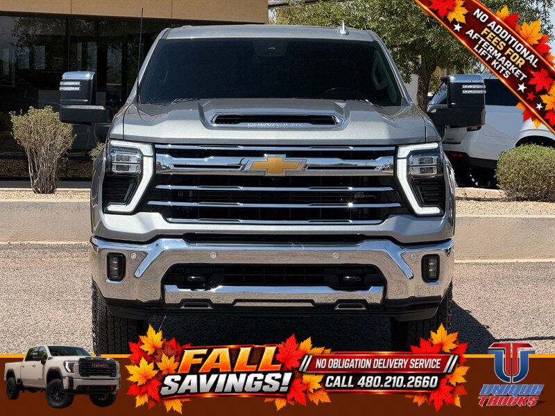Used 2024 Chevrolet Silverado 2500 LTZ w/ LTZ Convenience Package AWD/4WD image 2