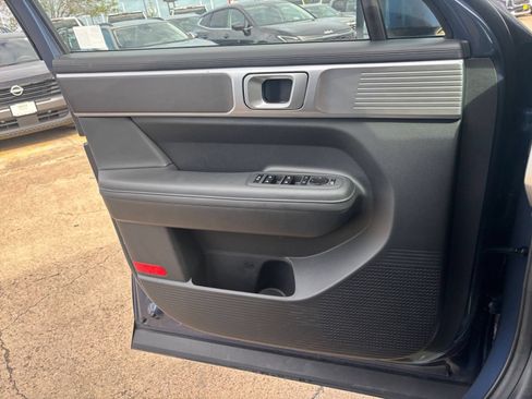 Used 2026 Hyundai Santa Fe SEL FWD image 18