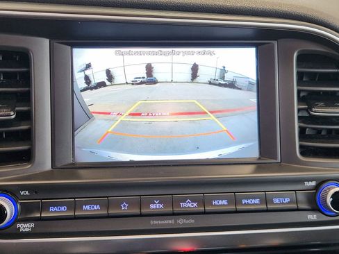 Used 2020 Hyundai Elantra SEL w/ Cargo Package (C1) image 17