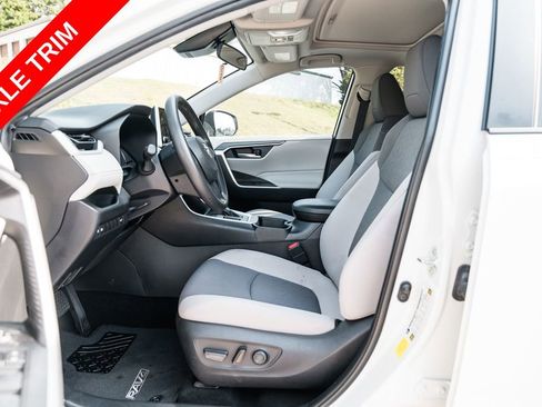 Certified 2024 Toyota RAV4 XLE w/ Convenience Package FWD image 25