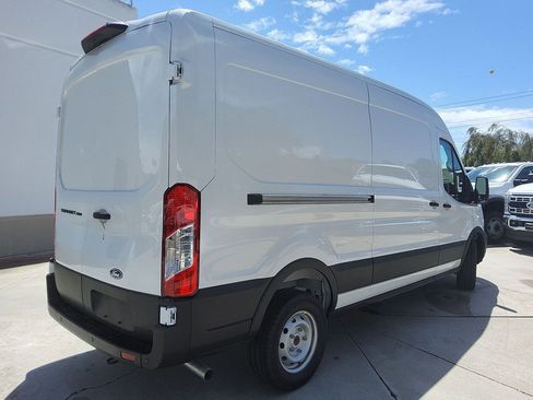 New 2026 Ford Transit 250 148 Medium Roof w/ Load Area Protection Package RWD image 19