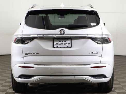 Used 2023 Buick Enclave Avenir w/ Avenir Technology Package image 18