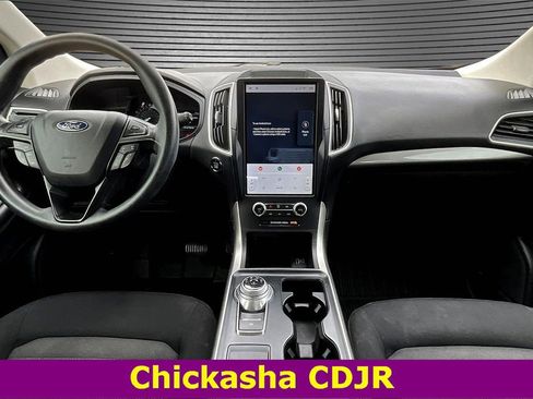 Used 2023 Ford Edge SE w/ Black Appearance Package image 7