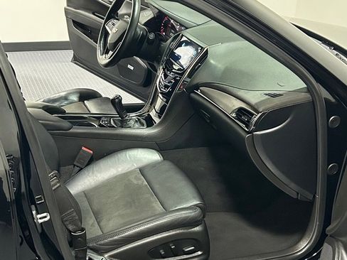 Used 2017 Cadillac ATS V image 11