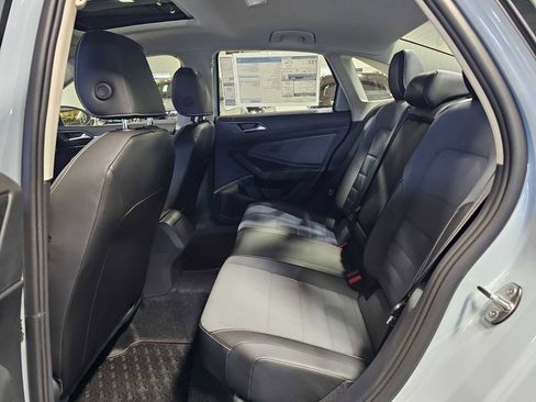 New 2026 Volkswagen Jetta SE image 17