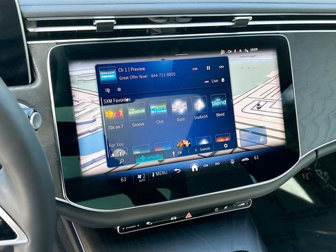 Used 2024 Mercedes-Benz E 350 4MATIC Sedan image 13