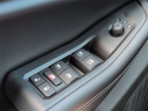 New 2025 Jeep Grand Cherokee Limited w/ Black Appearance Package image 25