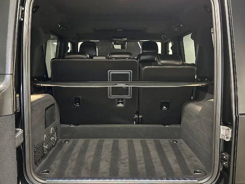 Used 2024 Mercedes-Benz G 63 AMG 4MATIC w/ Seat Comfort Package image 16