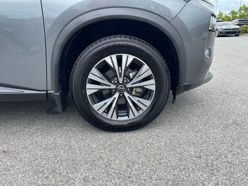 Used 2023 Nissan Rogue SV FWD image 31