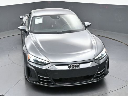 Used 2023 Audi e-tron GT Premium Plus image 48