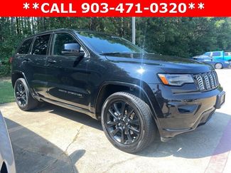 Used 2021 Jeep Grand Cherokee Laredo X image 1