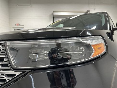 Used 2023 Ford Explorer Limited w/ Equipment Group 301A image 11