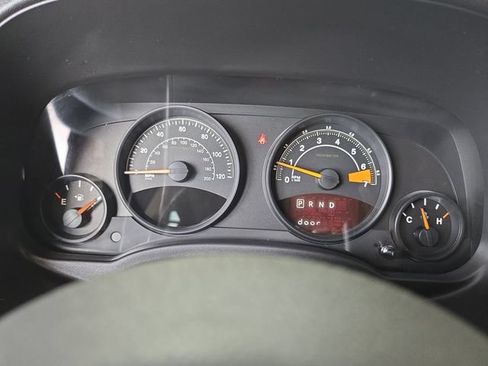 Used 2017 Jeep Patriot Sport w/ Power Value Group AWD/4WD image 14