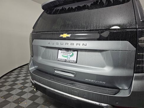 New 2026 Chevrolet Suburban Premier w/ Sun And Tow Package image 15