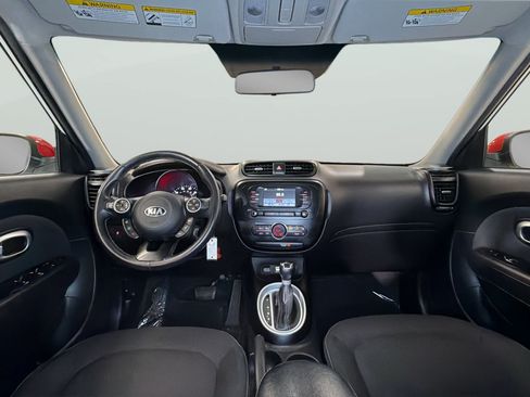 Used 2017 Kia Soul + w/ Designer's Package FWD image 31