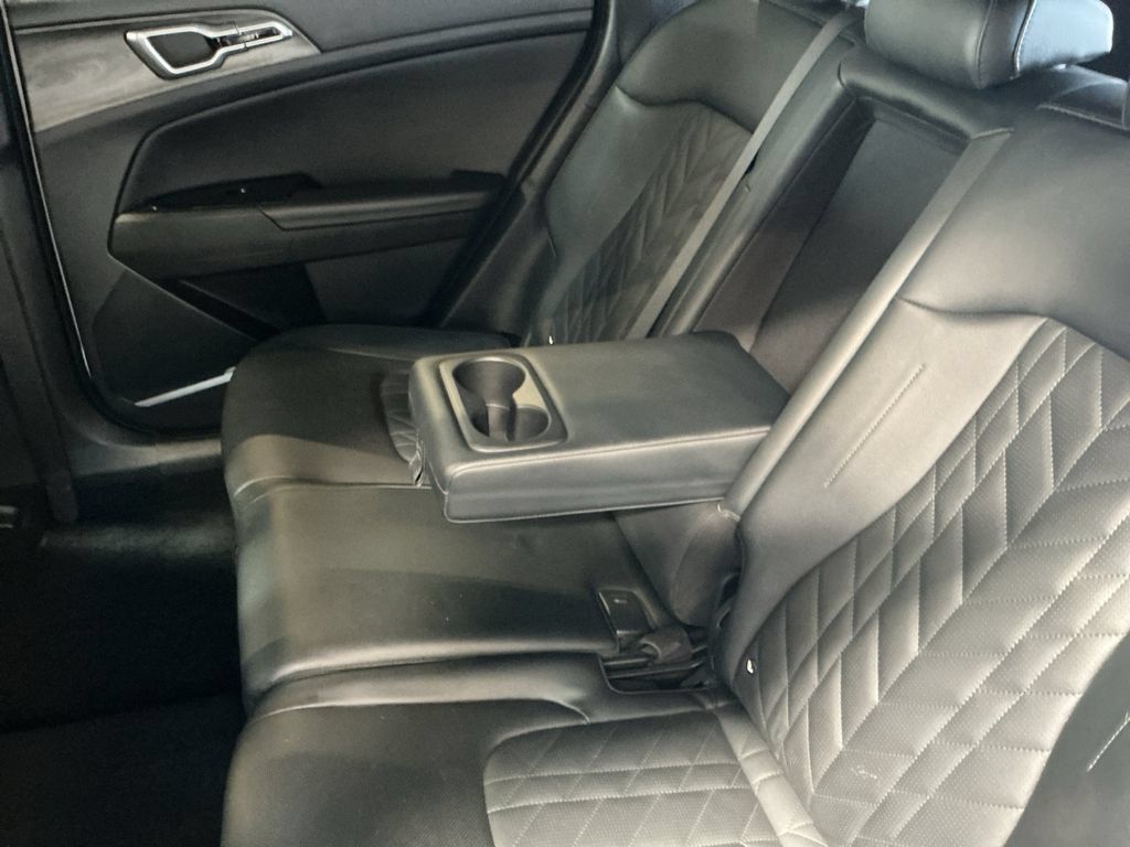 Used 2023 Kia Sportage X-Line AWD/4WD image 35