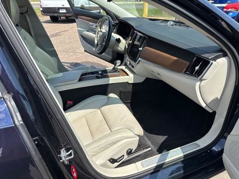Used 2017 Volvo S90 T6 Inscription w/ Vision Package AWD/4WD image 27