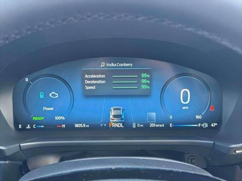 Used 2025 Ford Escape SE w/ PHEV Premium Package image 25