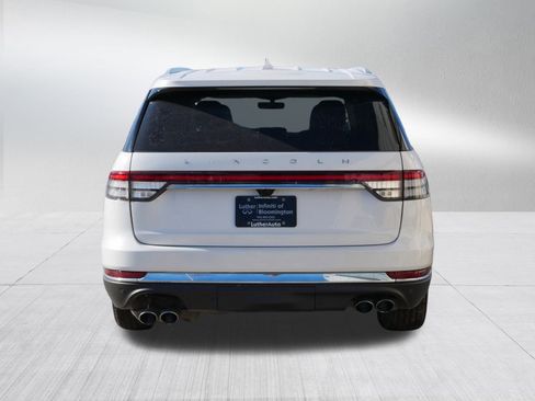 Used 2022 Lincoln Aviator Reserve w/ Equipment Group 201A image 6