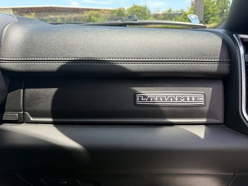 Used 2023 RAM 1500 Laramie AWD/4WD image 33