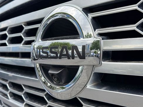 Used 2020 Nissan Titan Platinum Reserve w/ Moonroof Package AWD/4WD image 16