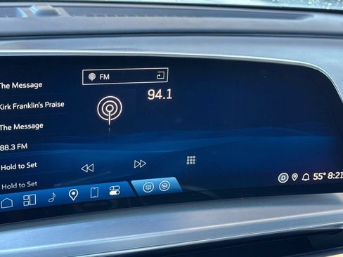 Certified 2024 Cadillac Lyriq Luxury AWD/4WD image 19