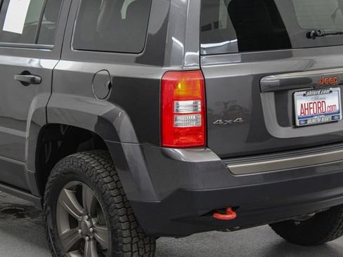 Used 2017 Jeep Patriot 75th Anniversary w/ Power Value Group AWD/4WD image 7