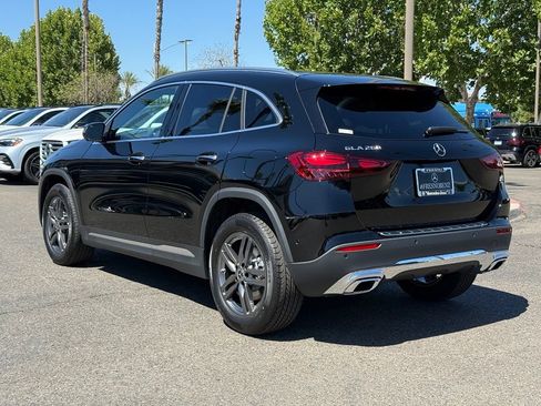 New 2026 Mercedes-Benz GLA 250 image 8