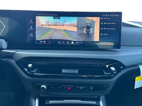 New 2026 BMW 330i xDrive Sedan w/ Premium Package image 27