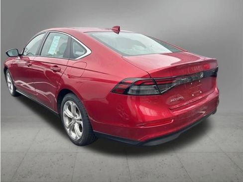 Certified 2023 Honda Accord LX image 5