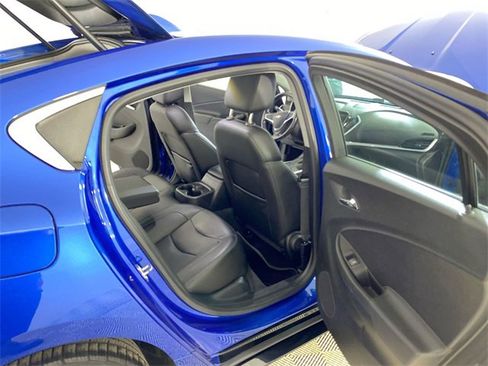 Used 2018 Chevrolet Volt LT w/ LT Driver Confidence Package image 32