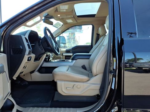 Certified 2021 Ford F250 Lariat w/ Lariat Ultimate Package AWD/4WD image 12