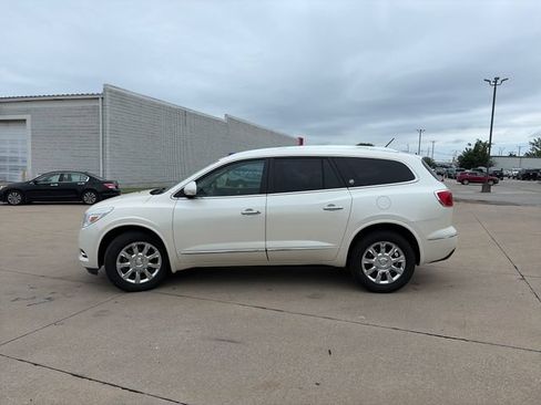 Used 2014 Buick Enclave Leather FWD image 2