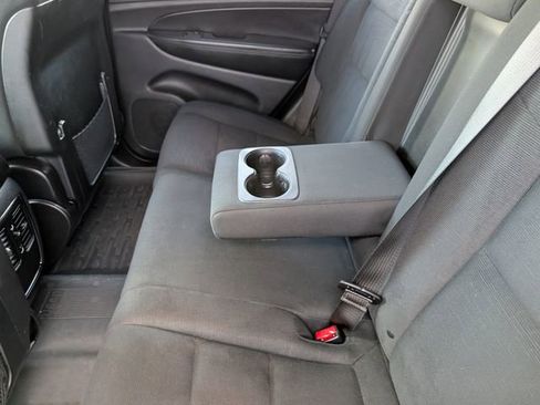 Used 2017 Jeep Grand Cherokee Laredo w/ Quick Order Package 23E image 20