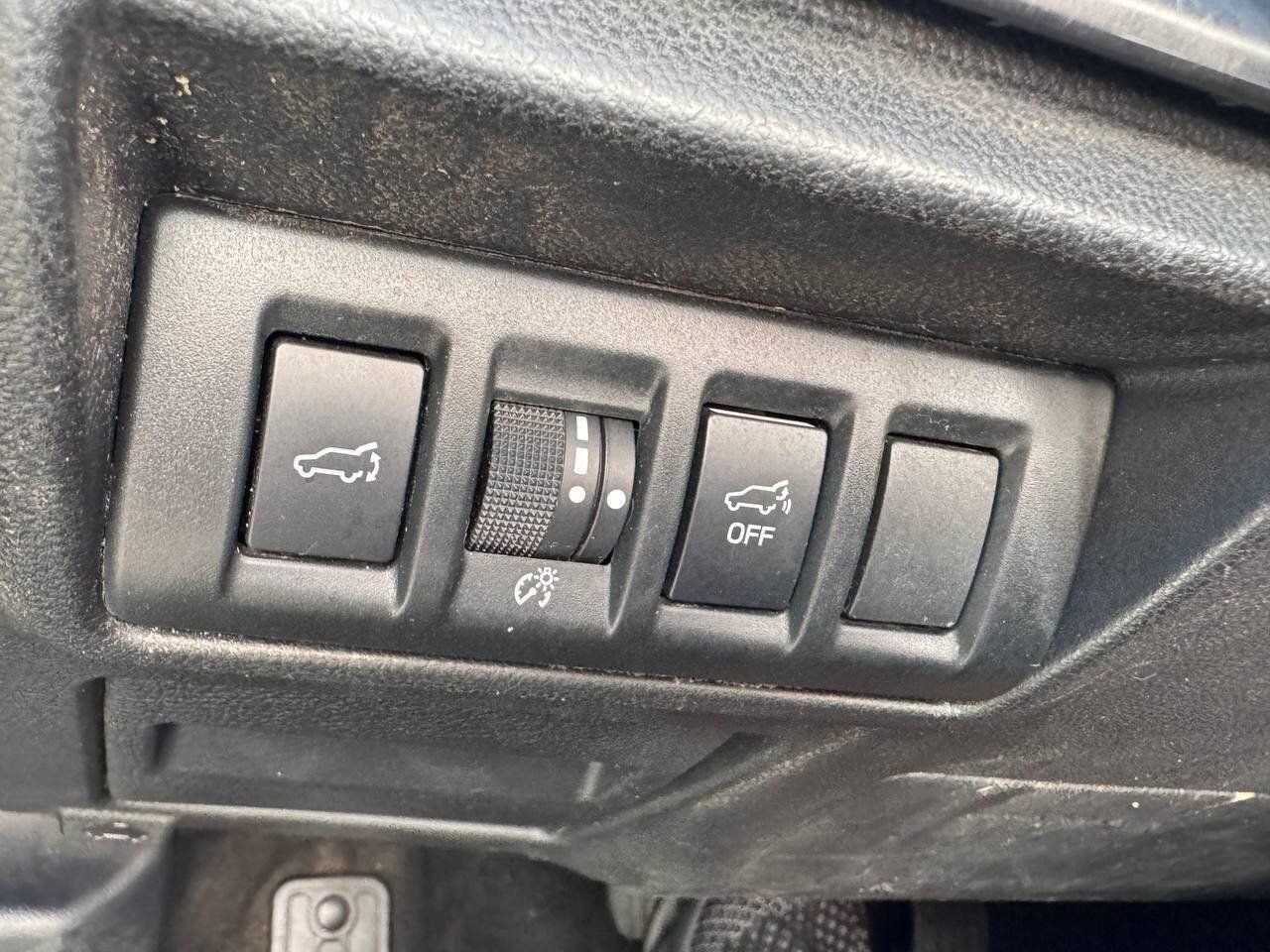 Used 2023 Subaru Outback Premium AWD/4WD image 14