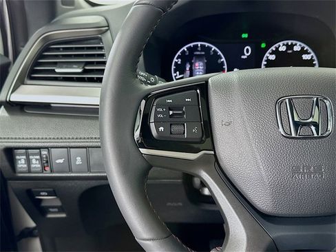 Certified 2026 Honda Odyssey Sport-L image 9