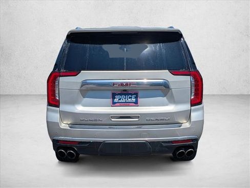 Used 2023 GMC Yukon XL Denali AWD/4WD image 7