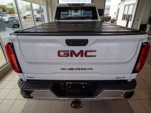 Used 2022 GMC Sierra 2500 SLT w/ SLT Preferred Package image 6