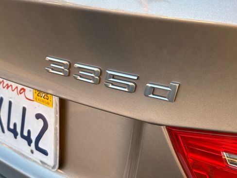 Used 2010 BMW 335d Sedan image 4