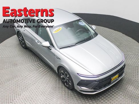 Used 2024 Hyundai Sonata SEL image 3