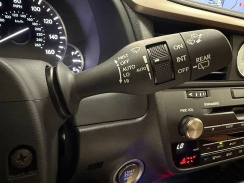 Used 2022 Lexus RX 350L Luxury w/ Accessory Package (Z1) AWD/4WD image 22