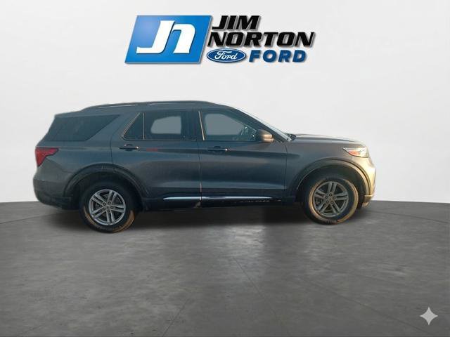 Used 2023 Ford Explorer XLT w/ Class IV Trailer Tow Package AWD/4WD image 10