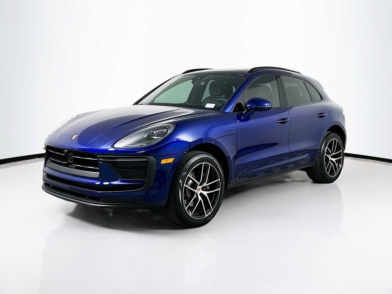 Used 2026 Porsche Macan AWD/4WD image 1